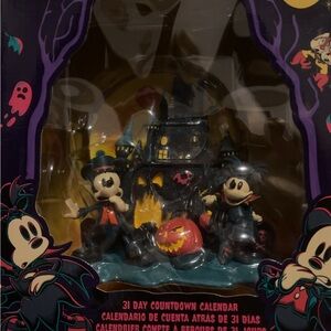 NEW Disney Halloween Haunted House Mickey and Minnie Countdown Calendar Figurine